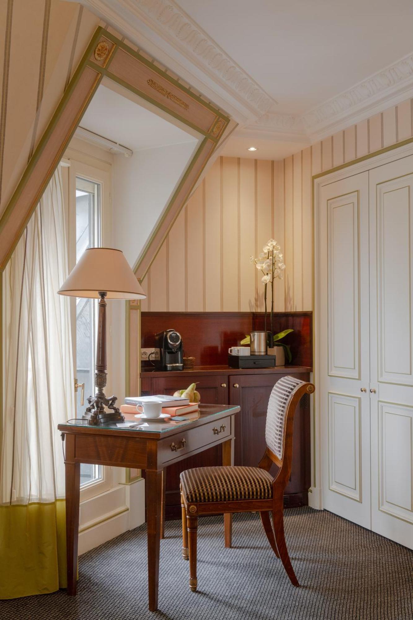 Napoleon Hotel Parijs